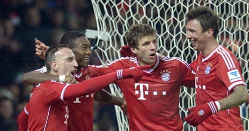 在攻防两端 在攻防两端