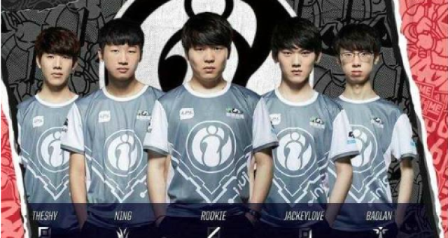 胡梅尔斯在 胡梅尔斯在