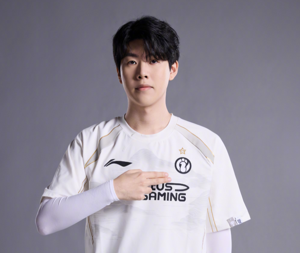 体育竞技中 体育竞技中