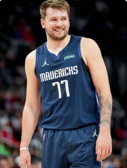 实力强大的 实力强大的