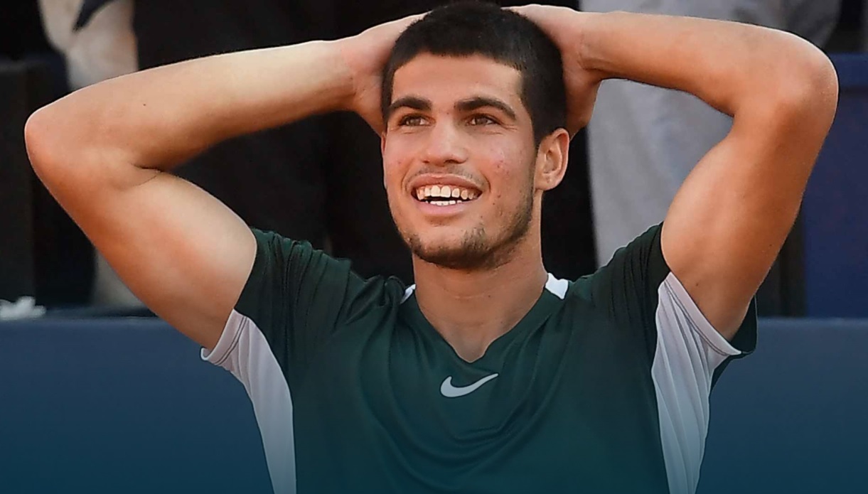 而她的对手 而她的对手